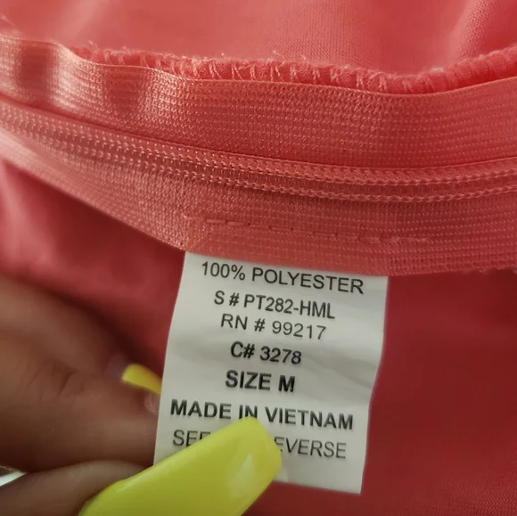 Mmm Shorts - Picture 6 of 7